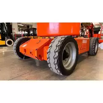 Articulating boom - JLG E450AJ (8)