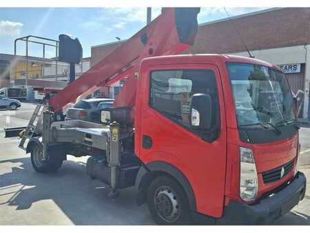 Nacelle sur camion 2017 Renault T416 (4)