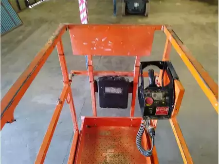 Schaarhoogwerker - JLG 6RS (5)