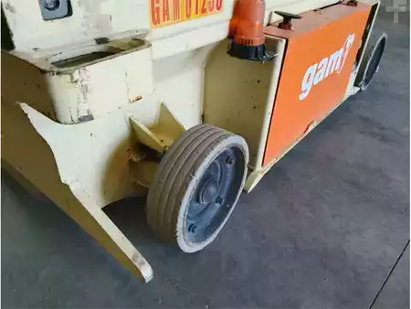 Schaarhoogwerker - JLG 6RS (9)