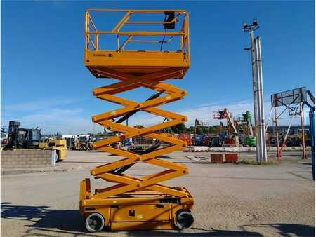 Piattaforme aeree a pantografo 2013  Haulotte COMPACT 12 (12)