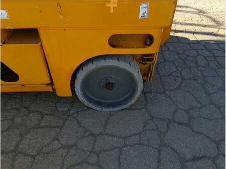 Piattaforme aeree a pantografo 2013  Haulotte COMPACT 12 (13)