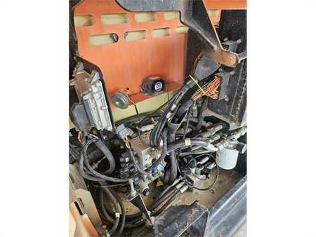 Scissor lift - JLG 4394RT (13)