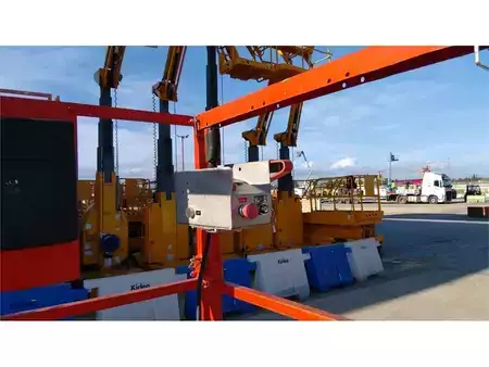 Ollós munka emelvény - SkyJack SJIII-3220M (7)