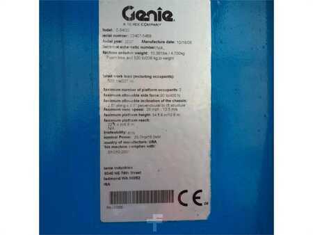 Fler stegs bom  Genie Z-34/22 IC (18)