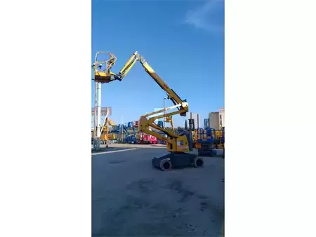 Articulated Boom - Haulotte HA15IP (10)