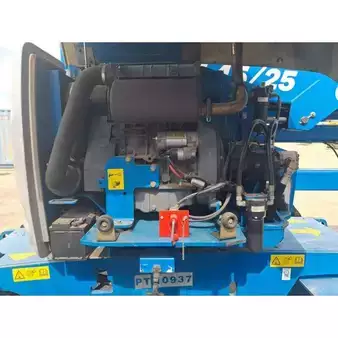 Nacelle articulée - Genie Z-45/25 RT (11)