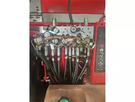 Puominostimet - Genie Z-45/25 J (19)