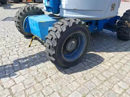 Podnośnik przegubowy - Genie Z-34/22 IC (6)