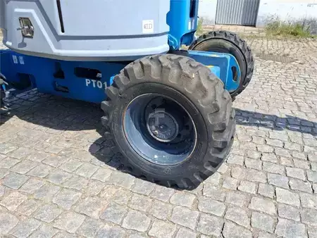 Podnośnik przegubowy - Genie Z-34/22 IC (8)