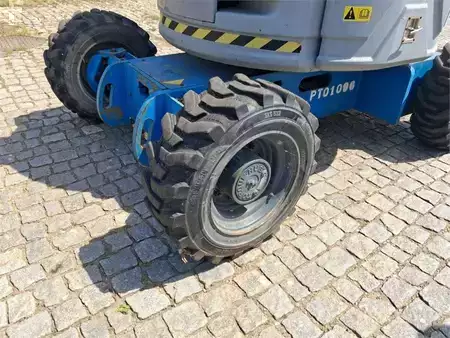 Podnośnik przegubowy - Genie Z-34/22 IC (9)
