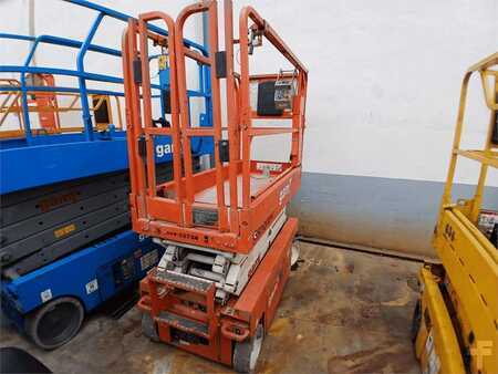 Pracovní plošina s nůžkovým zdvihem - Snorkel S3219E (2)