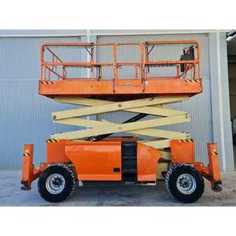 Levantamento tesoura 2012  JLG 3394 RT (3)