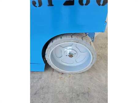 Scissor lift 2014  Genie GS-3246 (10)