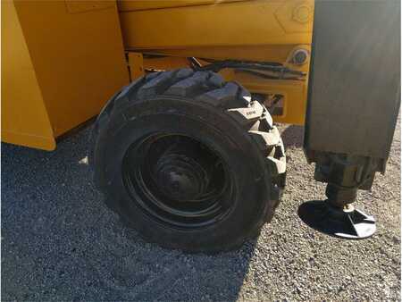 Pracovní plošina s nůžkovým zdvihem - Haulotte H18SX (8)