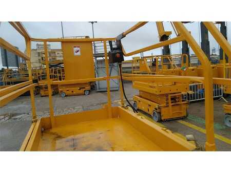 Ollós munka emelvény - Haulotte COMPACT 12 (11)