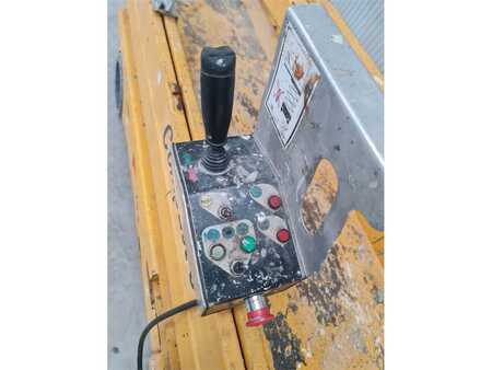 Sakse arbejds platform 2007  Haulotte COMPACT 8 (9)