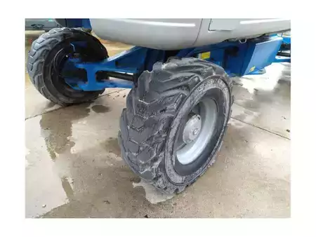 Articulated Boom - Genie Z-135 (11)