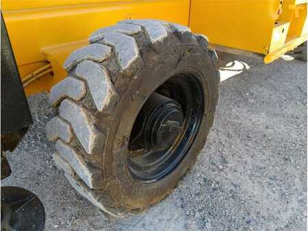 Pracovní plošina s nůžkovým zdvihem - Haulotte H18SX (10)