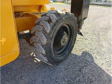 Pracovní plošina s nůžkovým zdvihem - Haulotte H18SX (11)