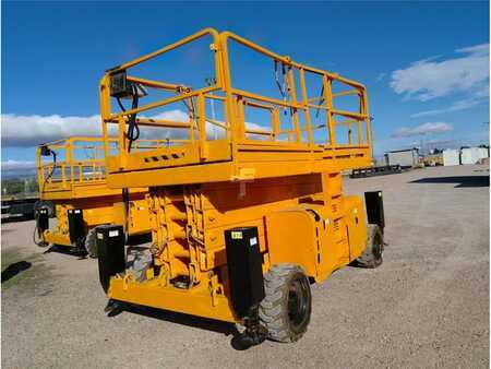 Pracovní plošina s nůžkovým zdvihem - Haulotte H18SX (2)