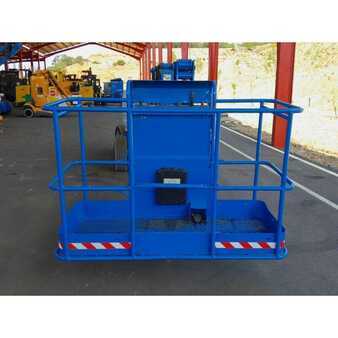 Podnośnik przegubowy - Genie Z-45/25J DC (3)