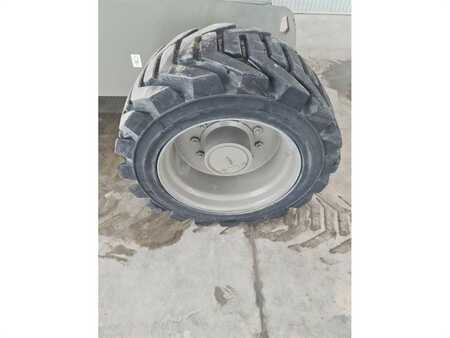 Piattaforme aeree articolate 2007  Genie Z80/60 (12)