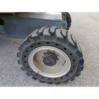 Fler stegs bom - Haulotte HA20 RTJ (8)