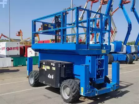 Piattaforme aeree a pantografo 2017  Genie GS4069RT (5)