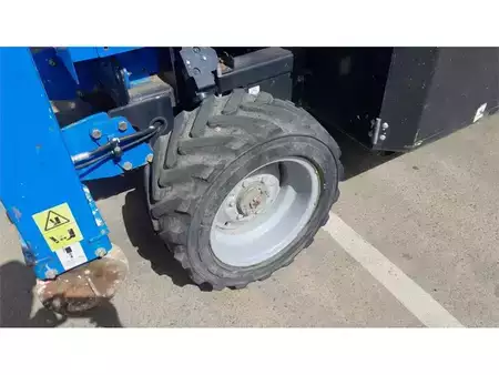 Piattaforme aeree a pantografo 2017  Genie GS4069RT (8)