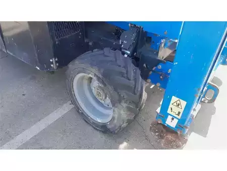 Piattaforme aeree a pantografo 2017  Genie GS4069RT (9)