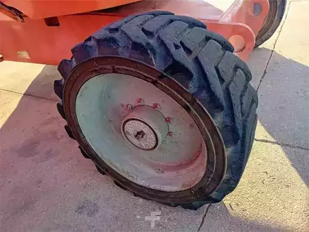 Plataforma telescópica - JLG 600AJ (8)