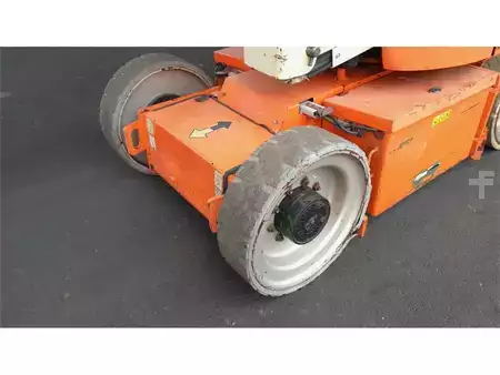 Nacelle articulée - JLG E300AJP (6)