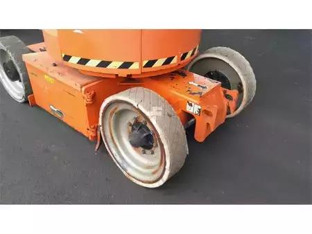 Nacelle articulée - JLG E300AJP (7)