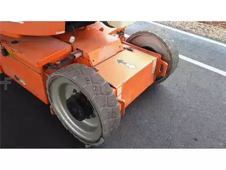 Nacelle articulée - JLG E300AJP (9)
