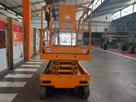 Sakse arbejds platform 2007  Haulotte COMPACT 10 (5)