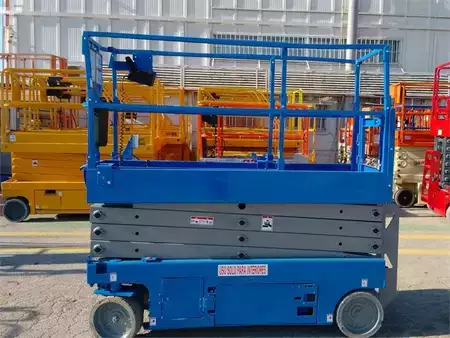 Schaarhoogwerker - Genie GS-2632 (1)