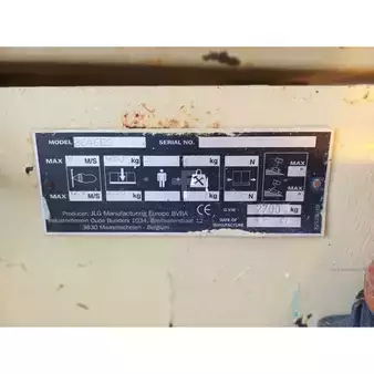 Levantamento tesoura - JLG 2646ES (12)