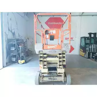 Levantamento tesoura - JLG 2646ES (4)