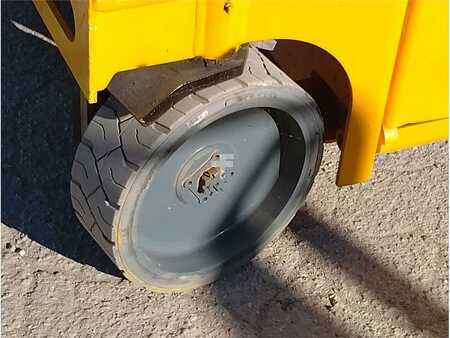 Piattaforme aeree a pantografo - Haulotte COMPACT 12 (13)