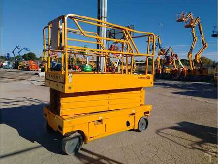 Piattaforme aeree a pantografo - Haulotte COMPACT 12 (7)