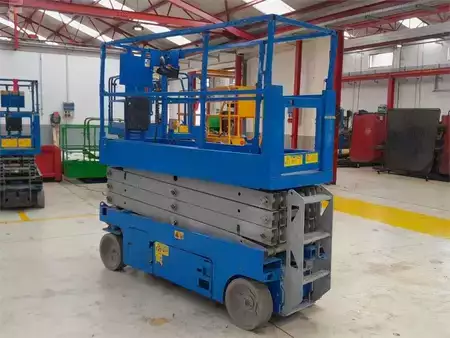 Saxliftar - Genie GS-2632 (2)