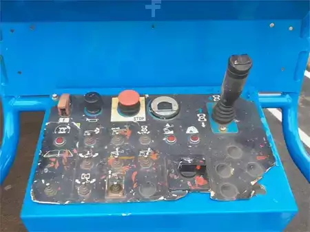 Kloubová pracovní plošina 2016  Genie Z-30/20N RJ (5)