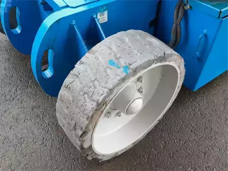 Kloubová pracovní plošina 2016  Genie Z-30/20N RJ (7)