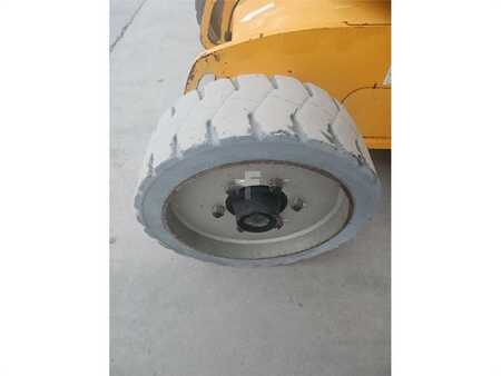 Articulating boom - Manitou 150 AETJC (15)