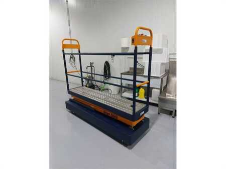 Piattaforme aeree a pantografo - Berg STAR 300 (1)