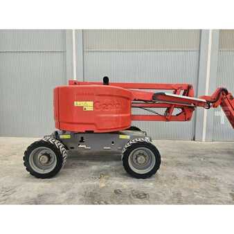 Knikarmhoogwerker - Genie Z45/25J (1)