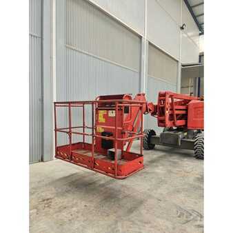 Knikarmhoogwerker - Genie Z45/25J (9)