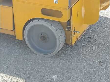 Piattaforme aeree a pantografo - Haulotte COMPACT 12 (12)