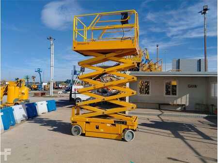 Piattaforme aeree a pantografo - Haulotte COMPACT 12 (8)